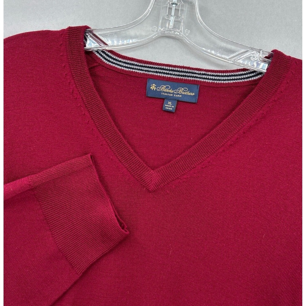 Brooks Brothers Sweater Mens XL Red Burgundy Pullover VNeck Merino Wool Classic